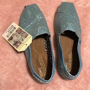 Sparkle blue Toms shoes